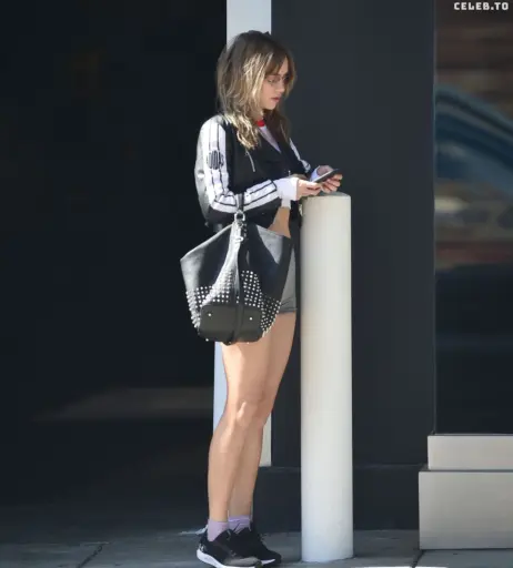Image 2874473 from Suki Waterhouse