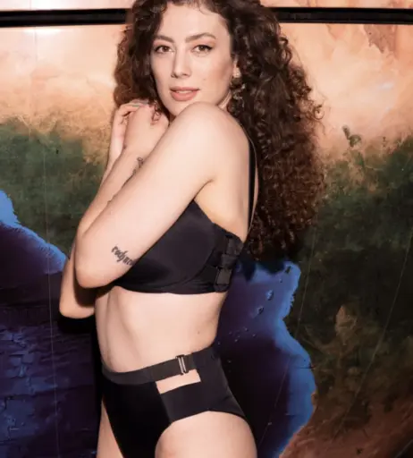 Image 2871086 from Leila Lowfire