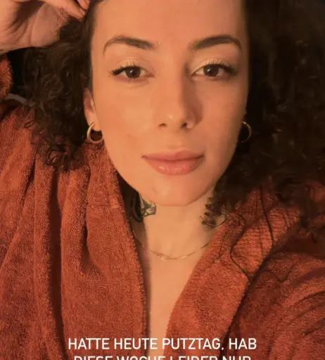 Image 2871316 from Leila Lowfire