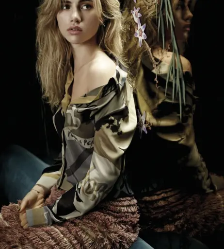 Image 2873716 from Suki Waterhouse