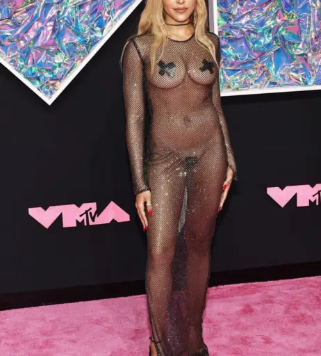 Image 2878587 from Tinashe