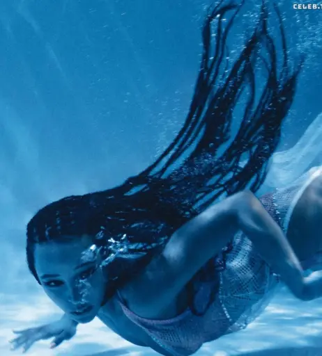 Image 2878626 from Tinashe