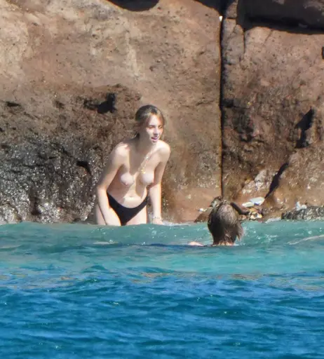 Image 2878340 from Uma Thurman