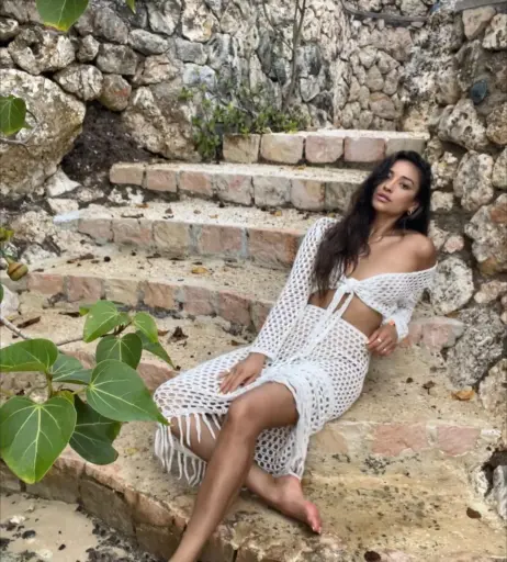 Image 2865523 from Shay Mitchell