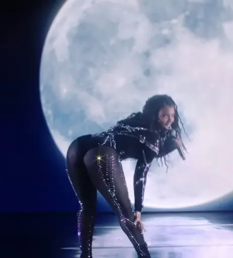 Image 2865955 from Chloe Bailey