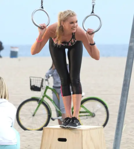 Image 2866888 from Elsa Hosk