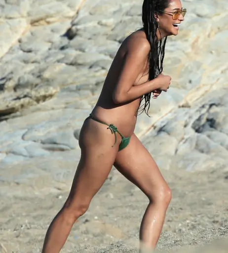 Image 2866543 from Shay Mitchell