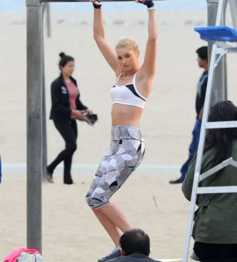 Image 2866915 from Elsa Hosk