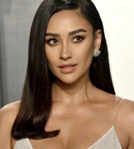 Image 2864823 from Shay Mitchell