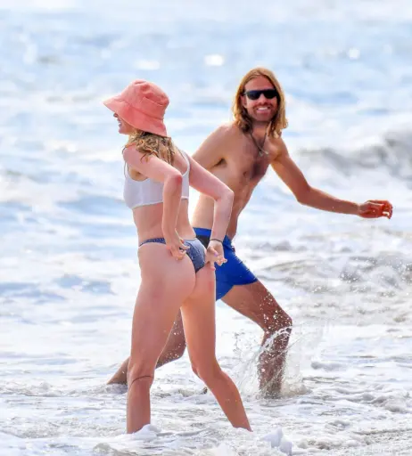 Image 2862539 from Elsa Hosk