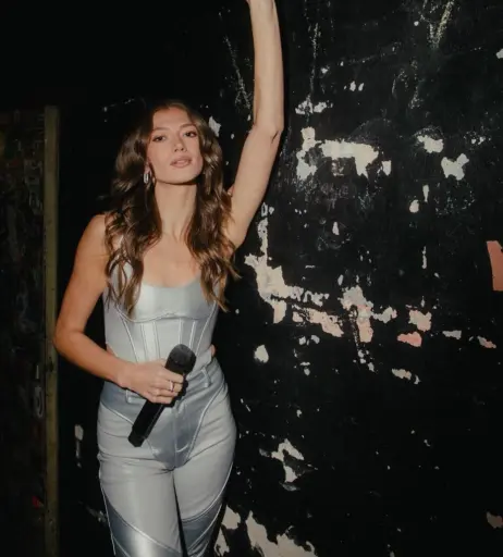 Image 2862067 from Leony Burger