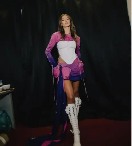 Image 2862384 from Leony Burger