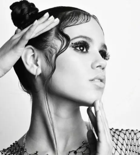 Image 2863601 from Jenna Ortega