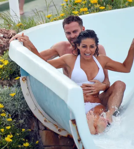 Image 2854845 from Roxanne Pallett