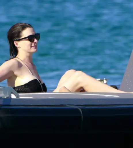 Image 2851674 from Anne Hathaway