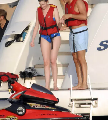 Image 2851135 from Anne Hathaway