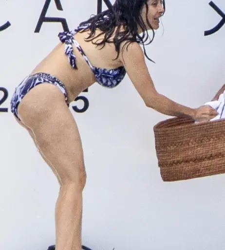 Image 2852776 from Salma Hayek