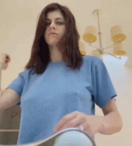 Image 2852602 from Alexandra Daddario