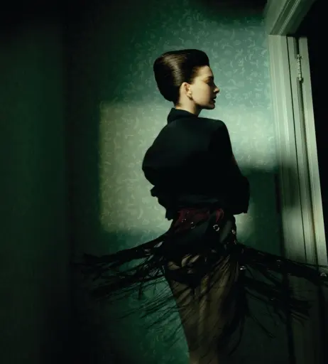 Image 2852632 from Anne Hathaway