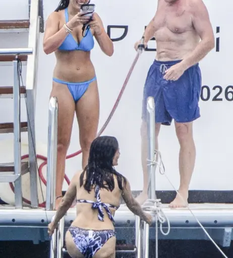 Image 2852628 from Salma Hayek