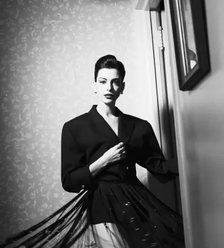 Image 2852621 from Anne Hathaway