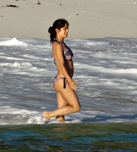 Image 2853888 from Salma Hayek