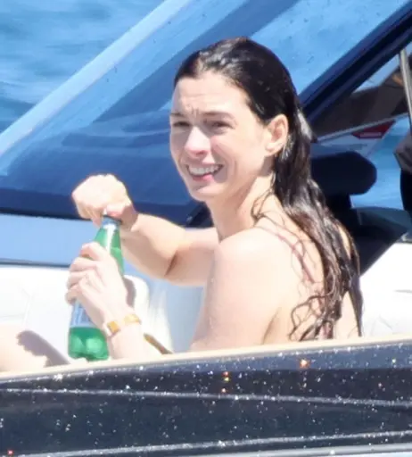 Image 2853411 from Anne Hathaway