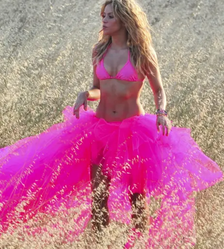 Image 2853433 from Shakira