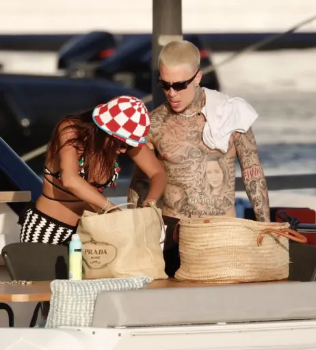 Image 2845817 from Anitta