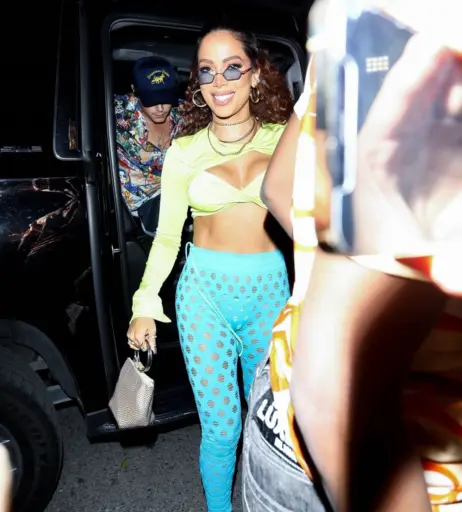 Image 2846232 from Anitta