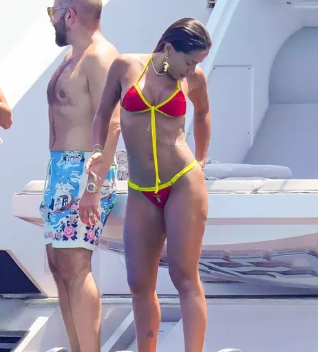 Image 2844876 from Anitta