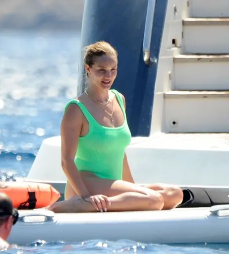 Image 2844473 from Rosie Huntington-Whiteley