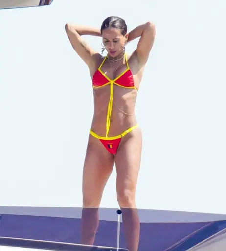 Image 2844938 from Anitta