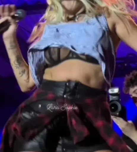 Image 2841721 from Sarah Connor