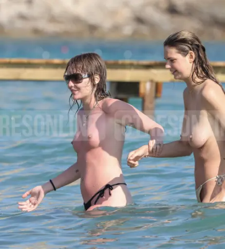 Image 2843741 from Victoria De Angelis