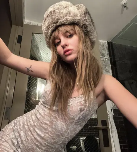 Image 2843202 from Victoria De Angelis