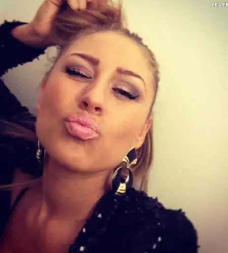 Image 2827640 from Linda Teodosiu