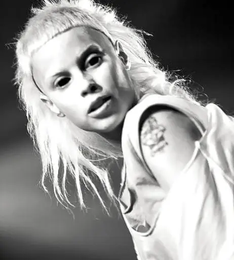 Image 2821629 from Yolandi Visser