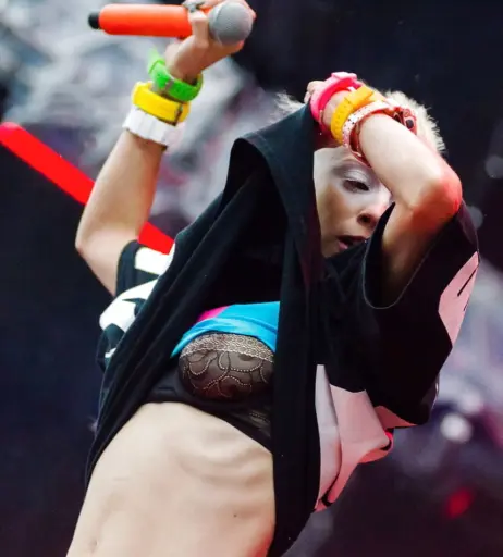 Image 2821622 from Yolandi Visser