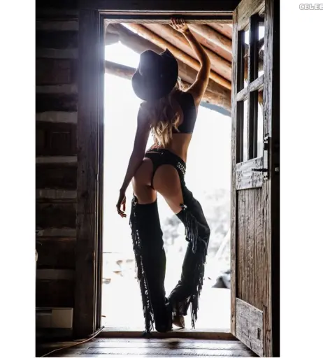 Image 2815606 from Stella Maxwell