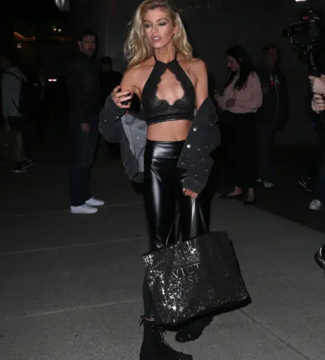 Image 2815367 from Stella Maxwell