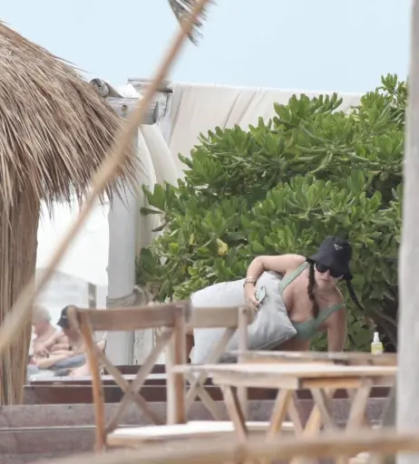 Image 2815951 from Imogen Thomas