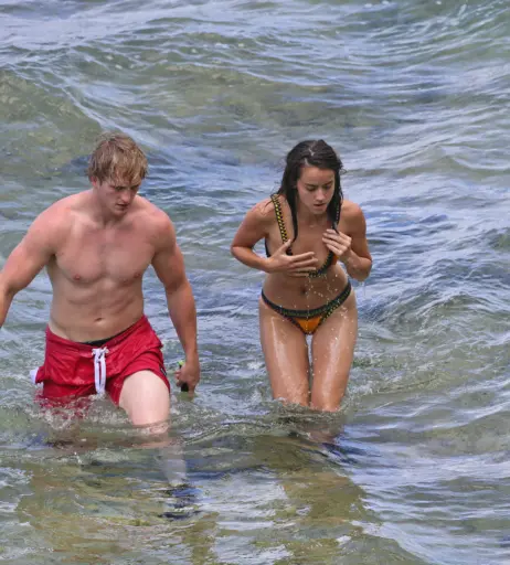 Image 2816856 from Chloe Bennet