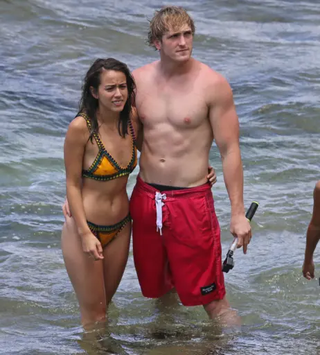 Image 2816264 from Chloe Bennet