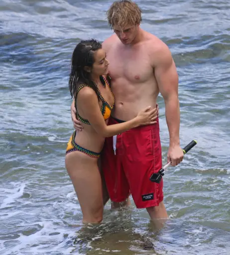 Image 2817001 from Chloe Bennet