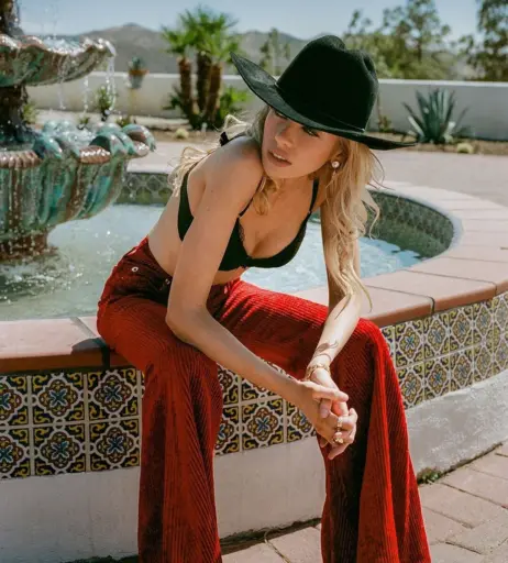 Image 2814003 from Stella Maxwell