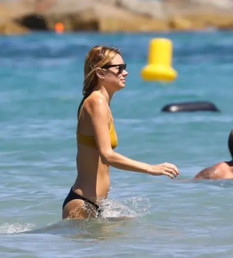 Image 2814318 from Camille Rowe