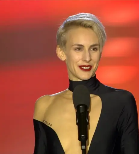 Image 2812797 from Lisa Eckhart