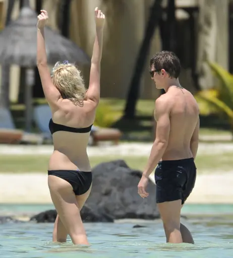 Image 2812619 from Pixie Lott