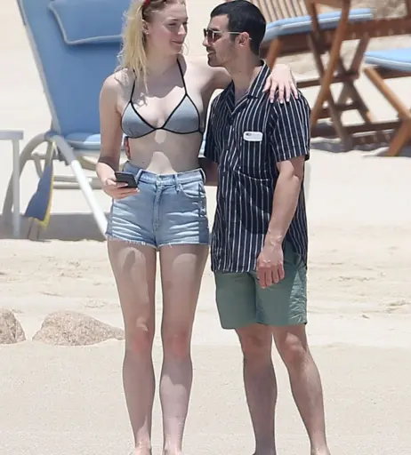 Image 2999872 from Sophie Turner